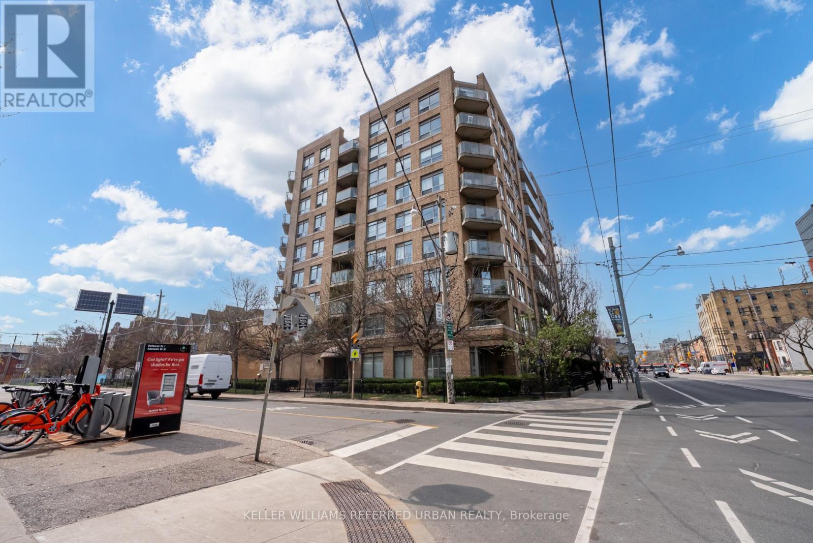 703 - 140 Bathurst Street, Toronto, Ontario  M5V 3N8 - Photo 27 - C12113740