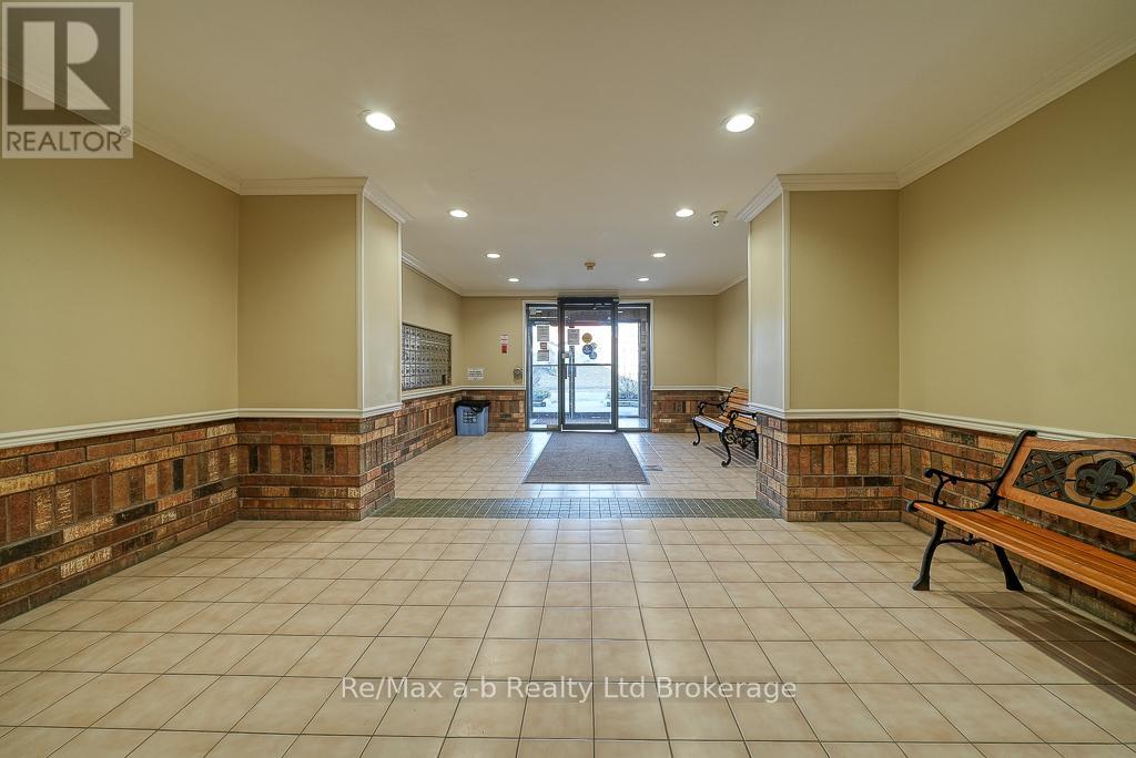 809 - 986 Huron Street, London East, Ontario  N5Y 5E4 - Photo 10 - X12128997