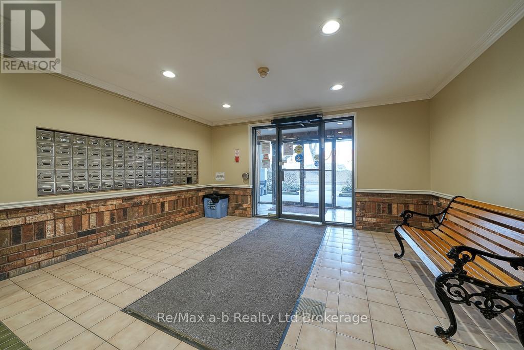 809 - 986 Huron Street, London East, Ontario  N5Y 5E4 - Photo 11 - X12128997