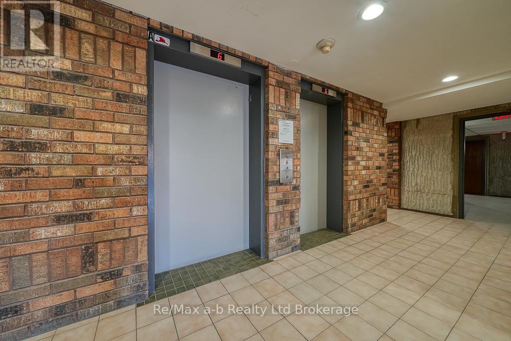 809 - 986 Huron Street, London East, Ontario  N5Y 5E4 - Photo 12 - X12128997