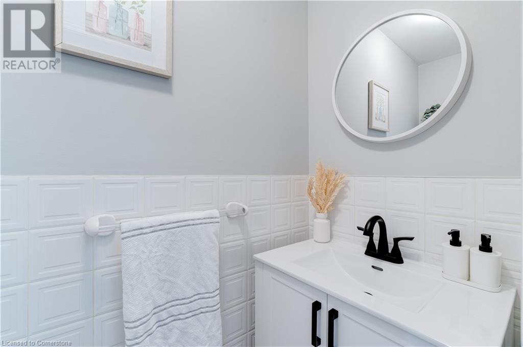 386 Highland Road W Unit# 31, Stoney Creek, Ontario  L8J 3P9 - Photo 5 - 40723157