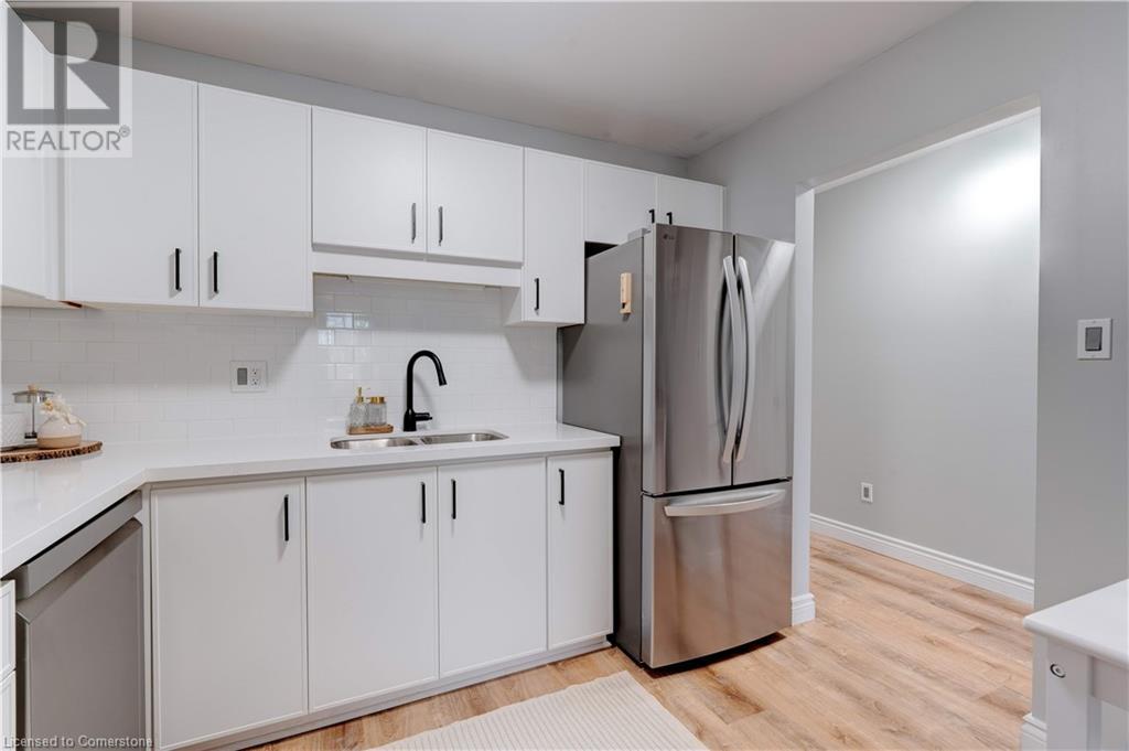386 Highland Road W Unit# 31, Stoney Creek, Ontario  L8J 3P9 - Photo 9 - 40723157