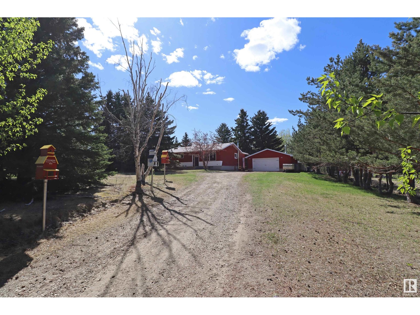 Property at 54 53417 RGE ROAD 14 image 1