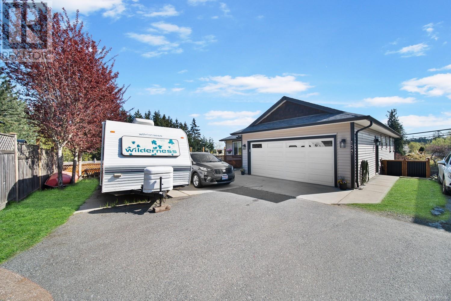 Property at 1541 Extension Rd image 3