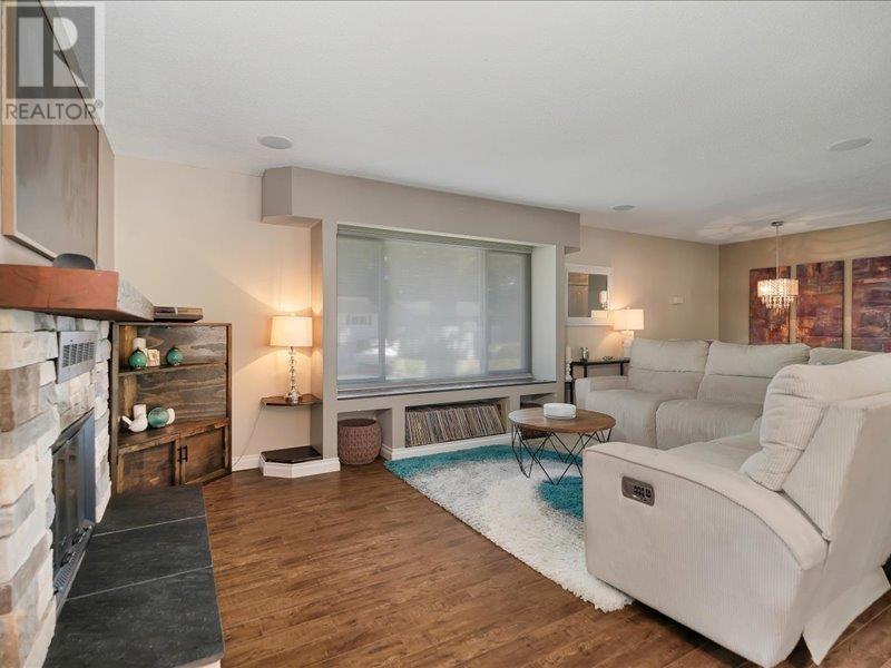 21125 Cook Avenue, Maple Ridge, British Columbia  V2X 7P7 - Photo 8 - R2999161
