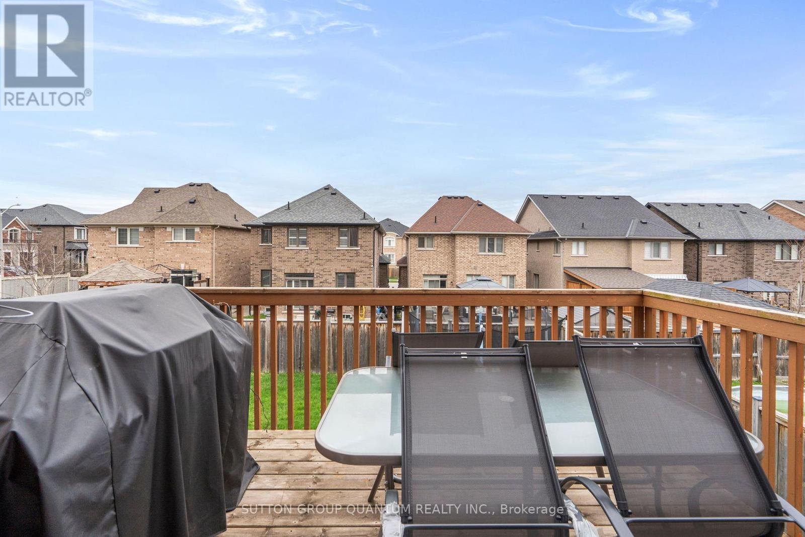 2071 Mcfadden Street, Innisfil, Ontario  L9S 0H6 - Photo 37 - N12128548