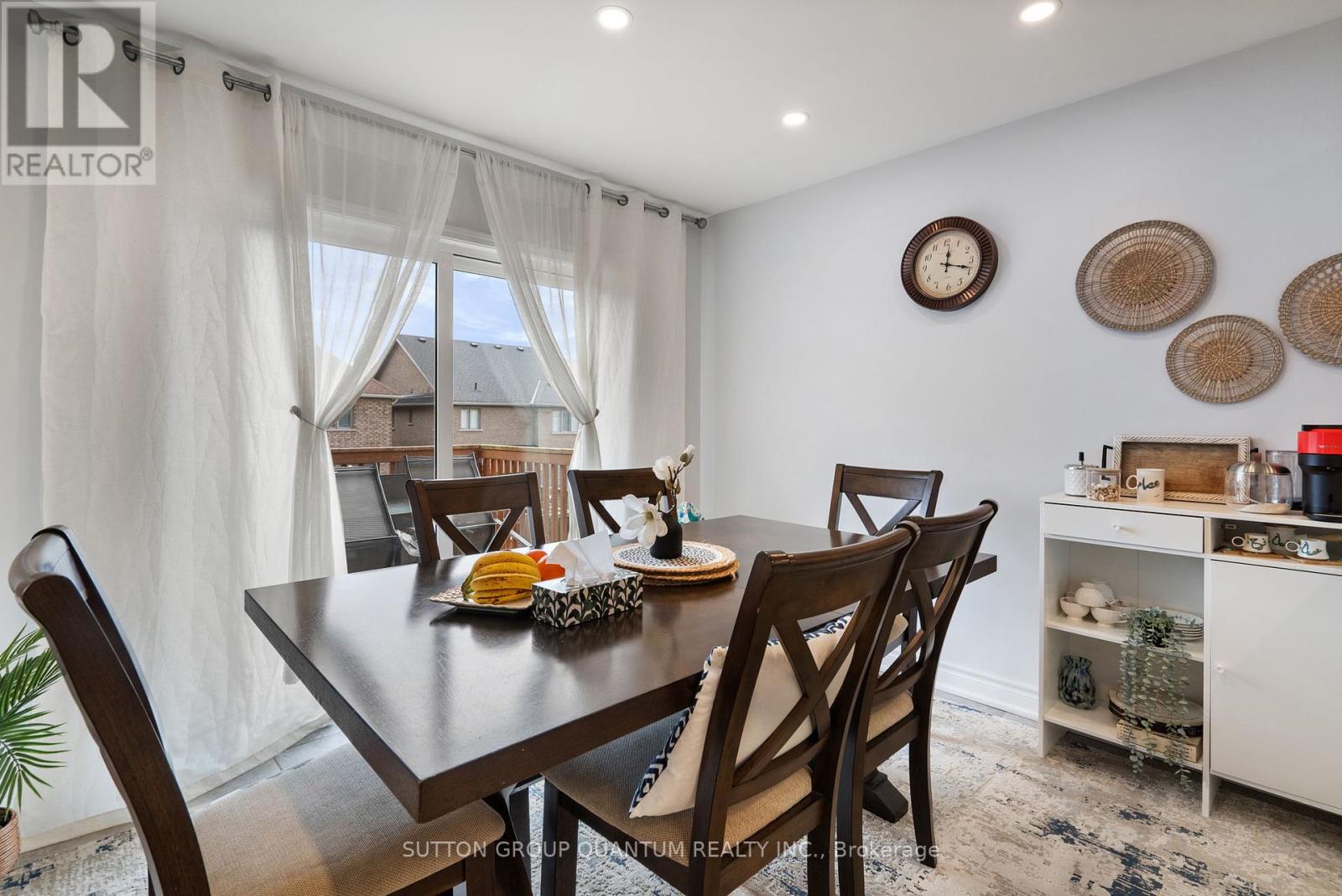2071 Mcfadden Street, Innisfil, Ontario  L9S 0H6 - Photo 12 - N12128548