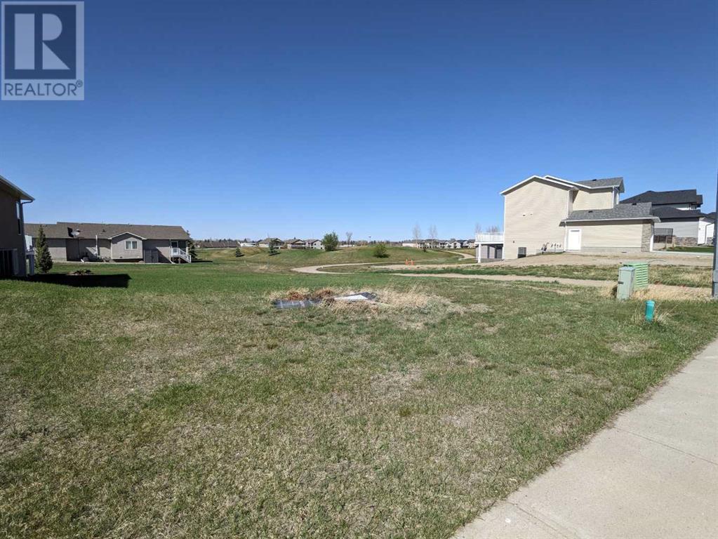 Property at 722 Fairways Drive image 1