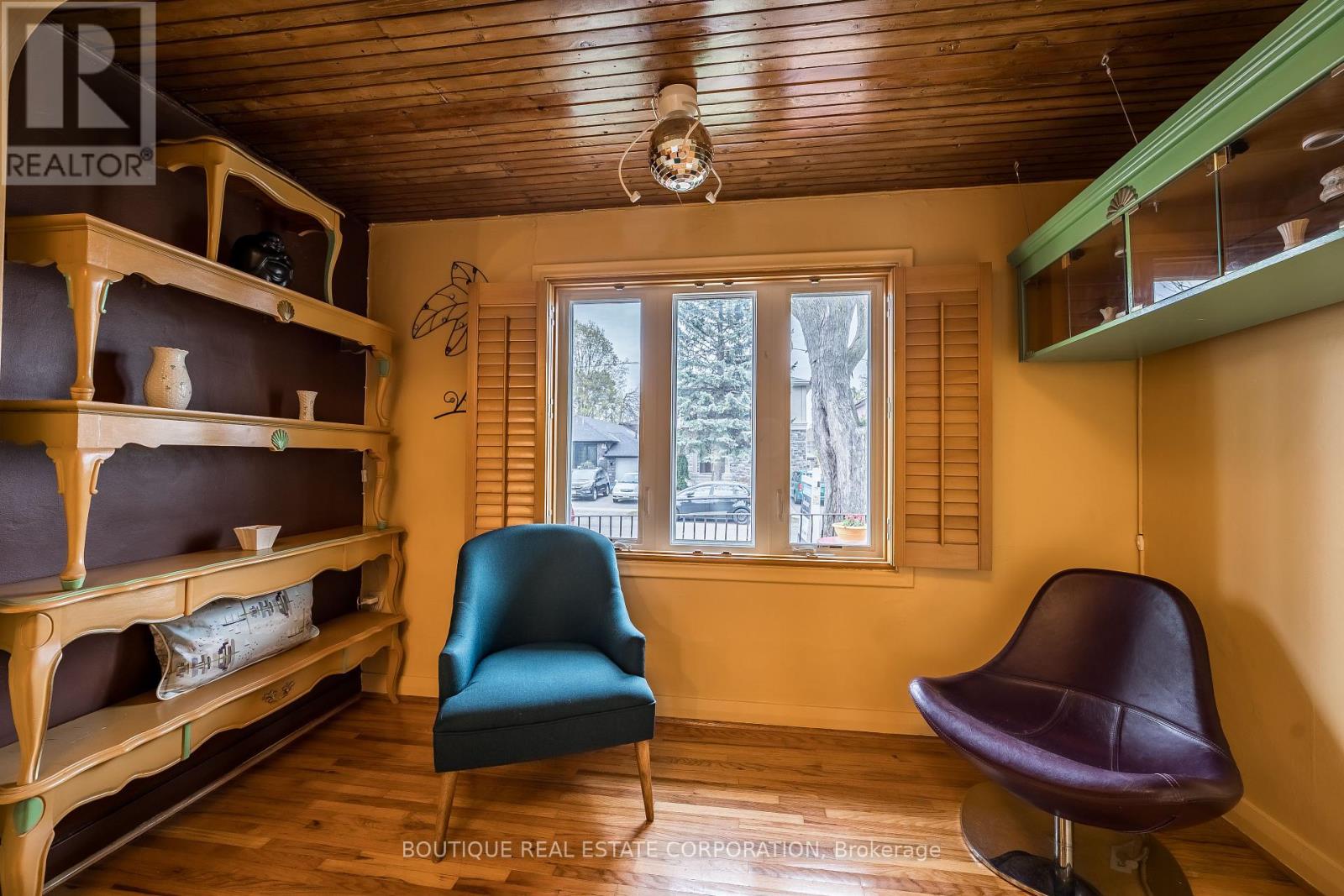 36 Frances Avenue, Toronto, Ontario  M8Y 3K9 - Photo 8 - W12123207