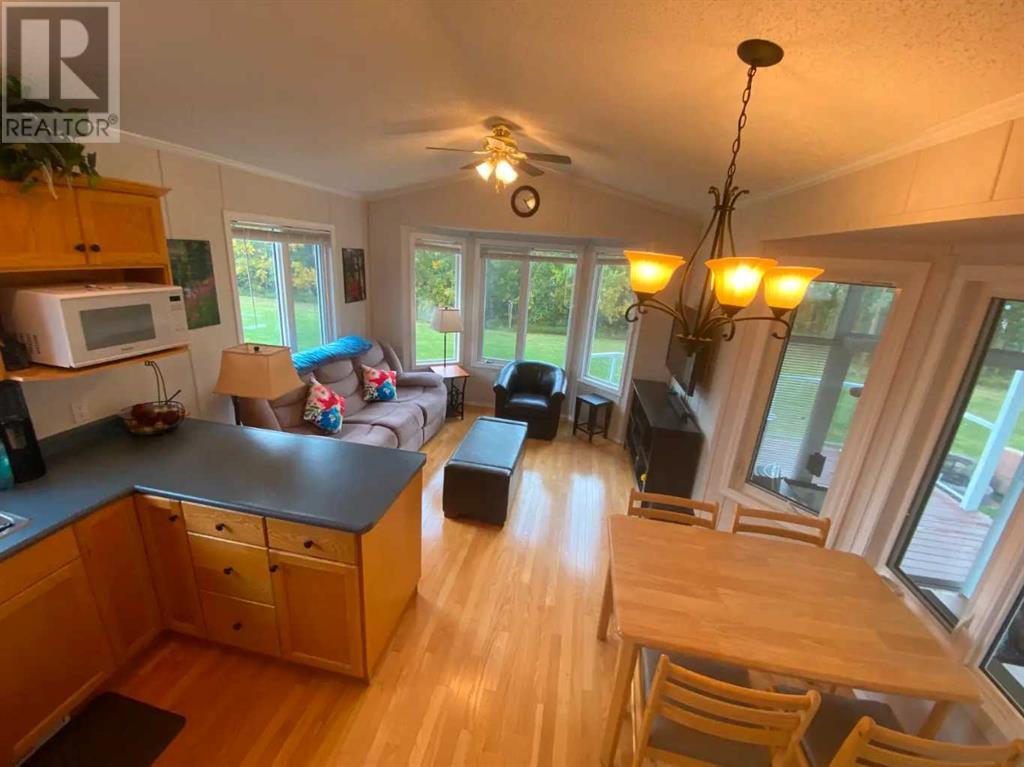 180 Carefree Resort, Rural Red Deer County, Alberta  T4G 0K6 - Photo 7 - A2218493