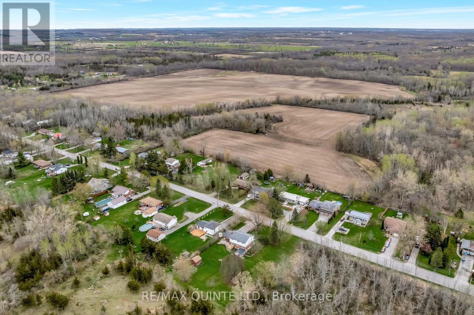 368 Whites Road, Quinte West, Ontario  K8V 5P5 - Photo 34 - X12129038