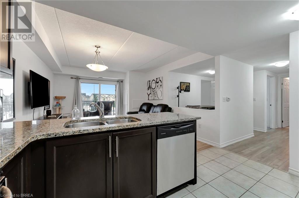 Property at 45 KINGSBURY Square Unit# 213 image 5