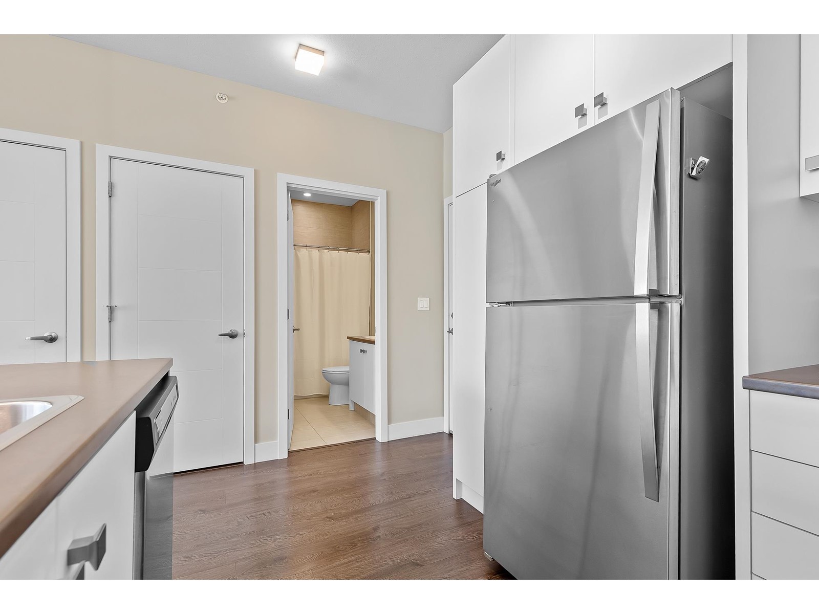 411 1948 North Parallel Road, Abbotsford, British Columbia  V3G 3C6 - Photo 8 - R2997517