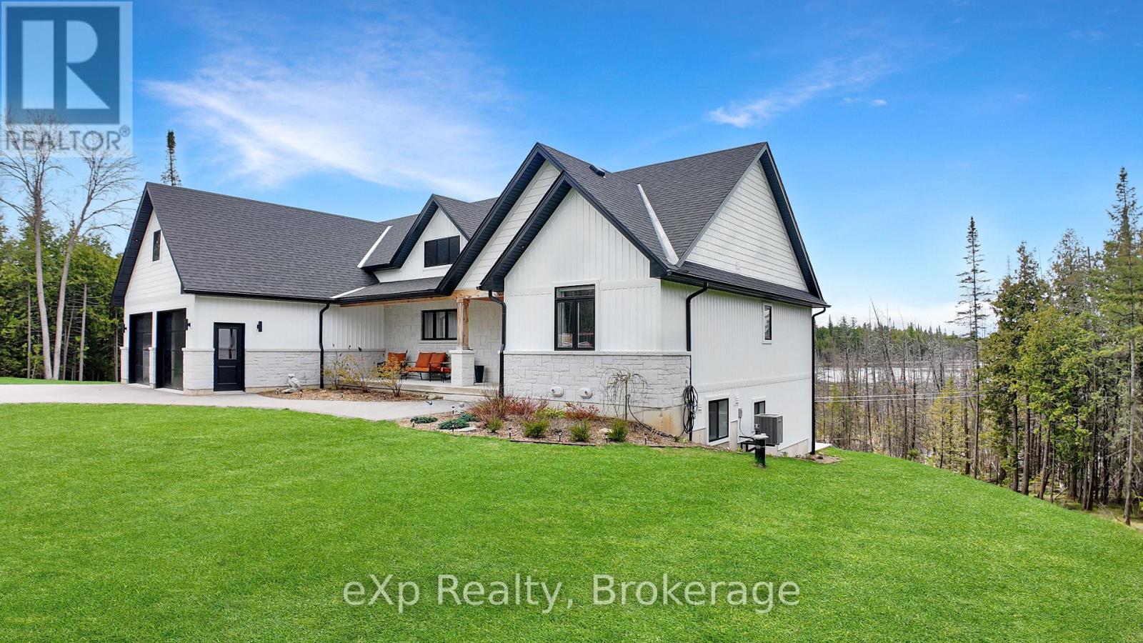 130 Louise Creek Crescent, West Grey, Ontario  N0G 1S0 - Photo 2 - X12129045