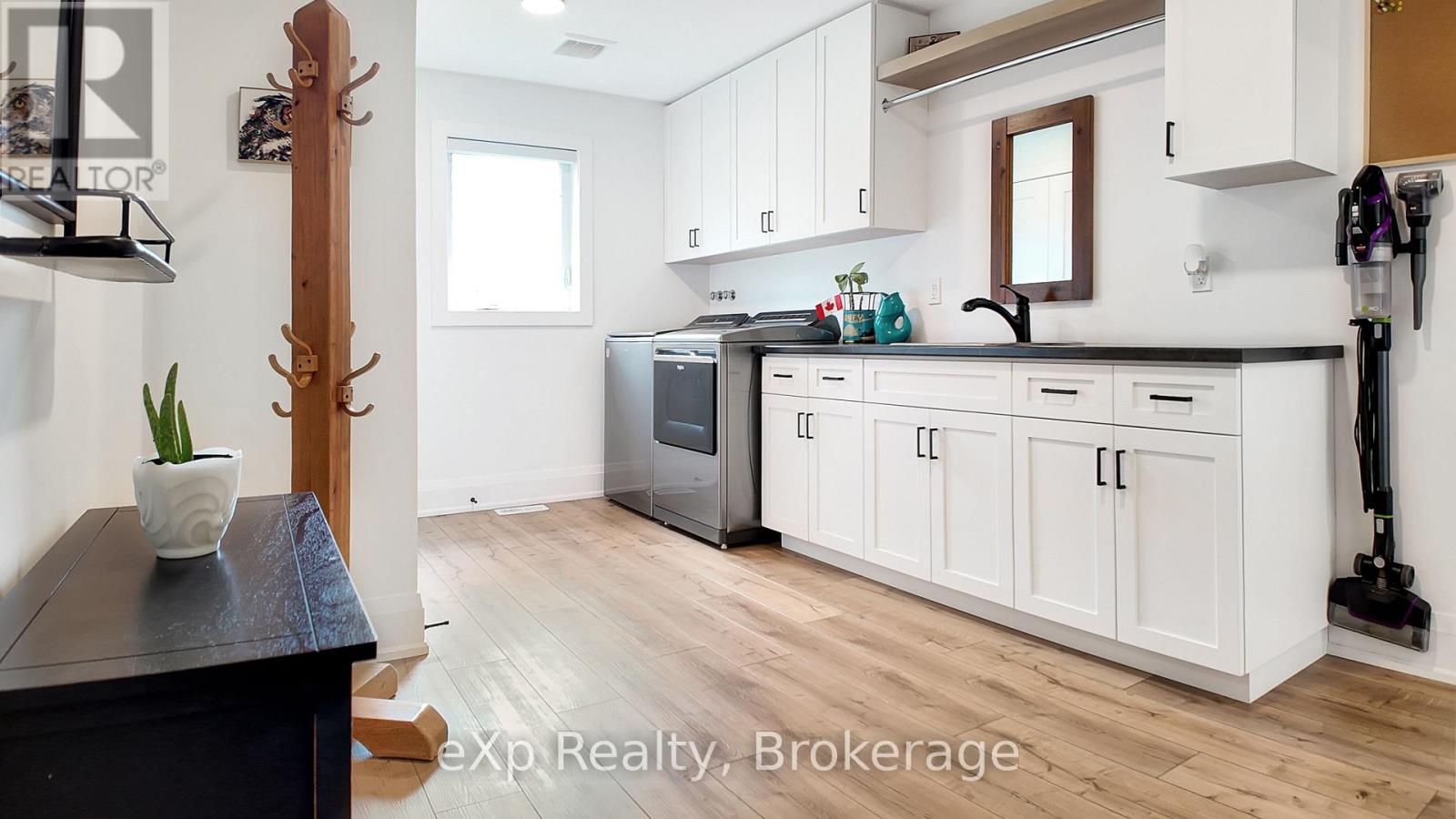 130 Louise Street Crescent, West Grey, Ontario  N0G 1S0 - Photo 31 - X12129045