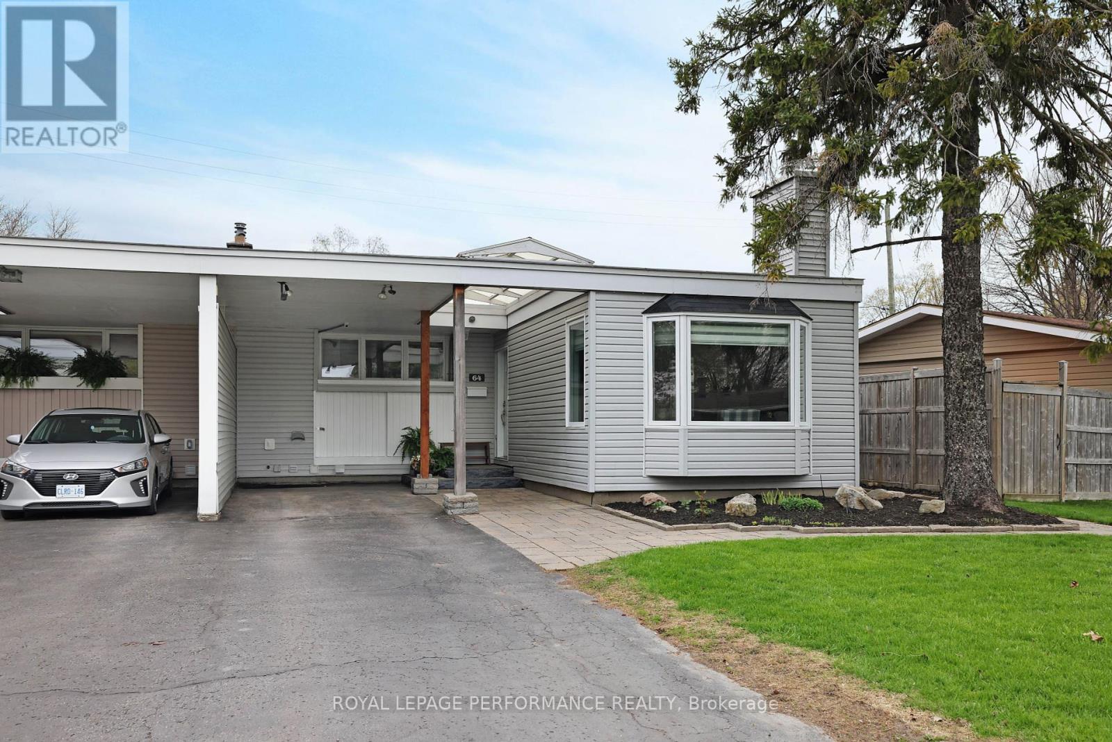 64 CRYSTAL BEACH DRIVE, ottawa, Ontario