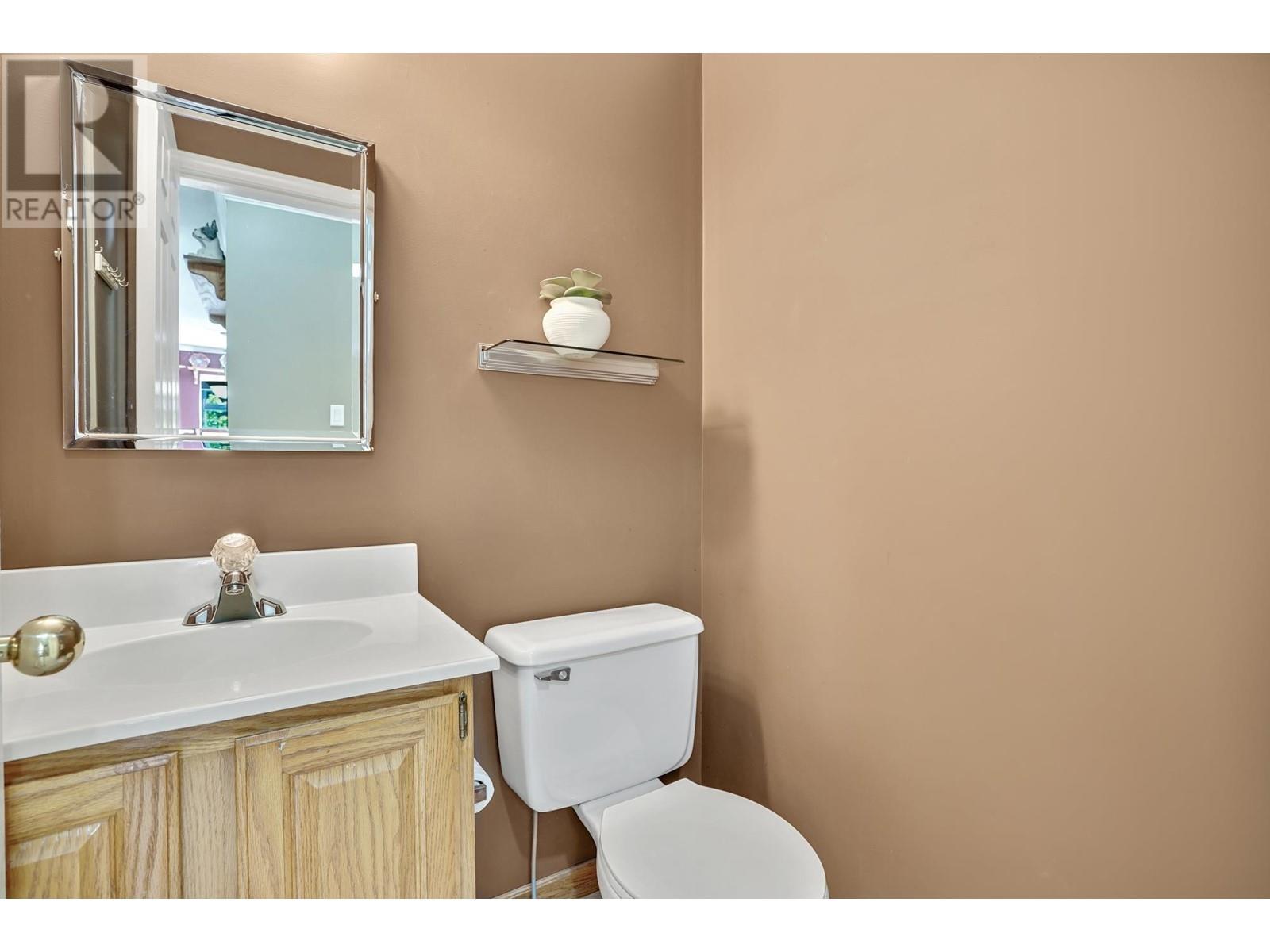 1002 Pomona Way, Squamish, British Columbia  V8E 0A2 - Photo 23 - R2998308