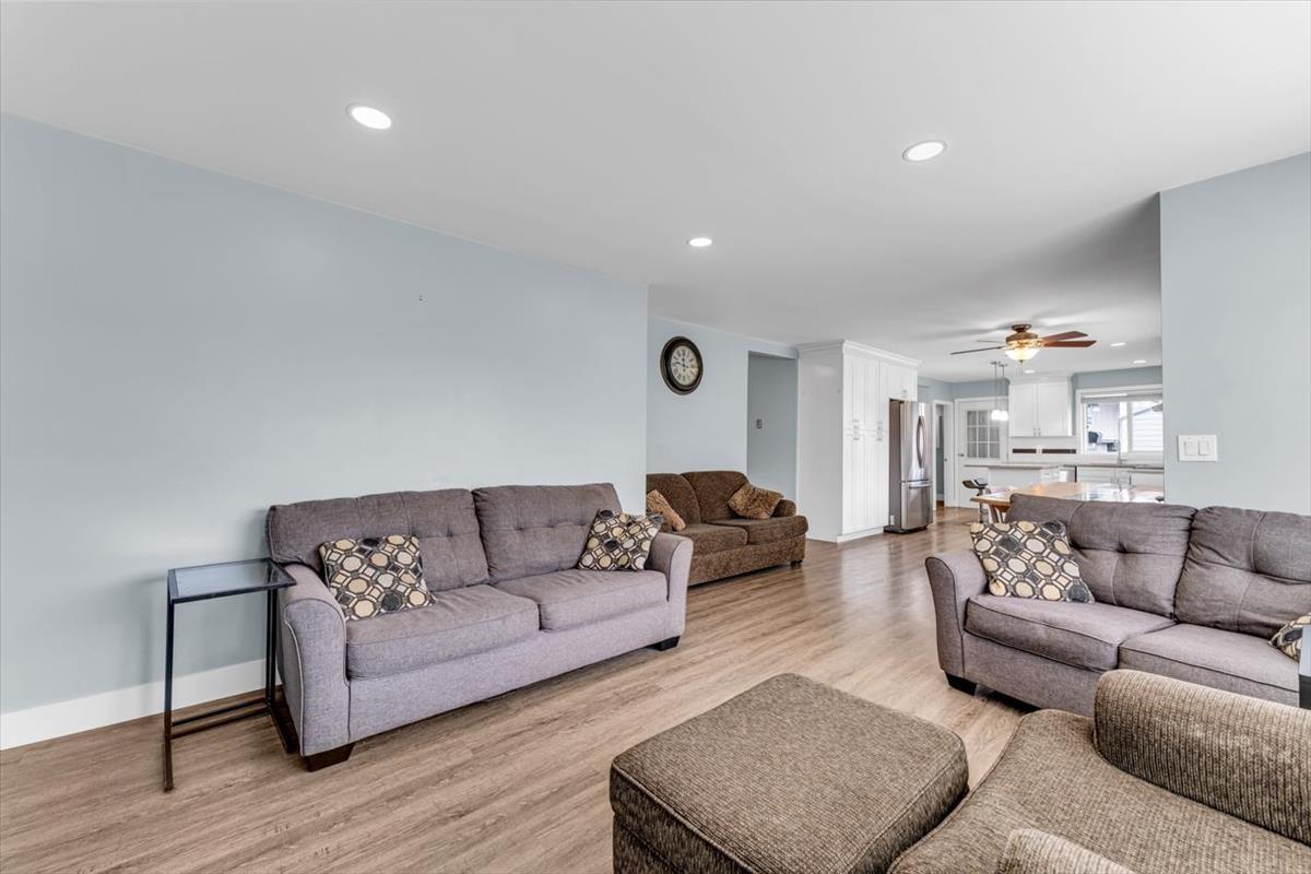 33419 Franklin Avenue, Abbotsford, British Columbia  V2S 1B1 - Photo 11 - R2993566