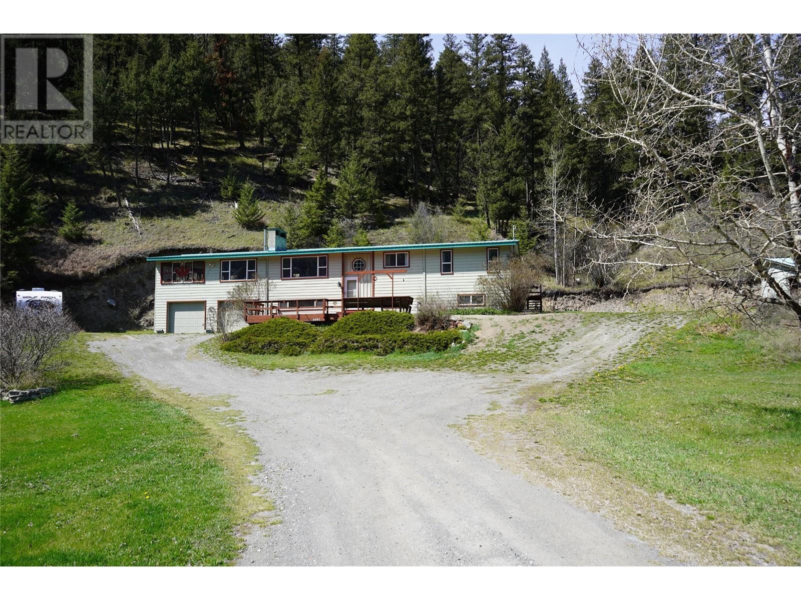 6681 26 Mile Frontage Road, clinton, British Columbia