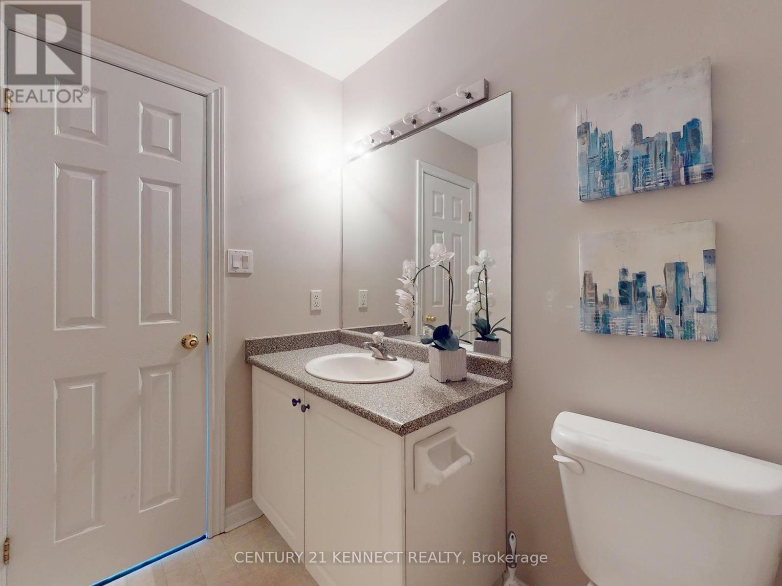 249 Stanley Street, Barrie, Ontario  L4M 7G2 - Photo 36 - S12129013