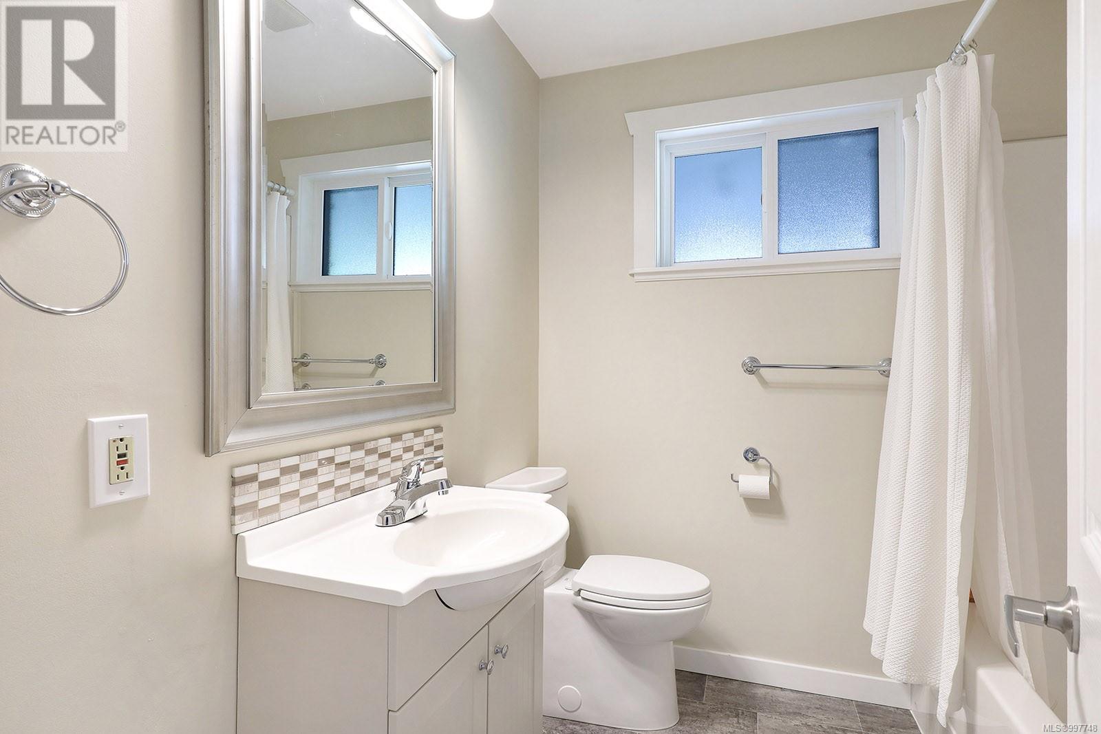 365 Willemar Ave, Courtenay, British Columbia  V9N 3L3 - Photo 23 - 997748