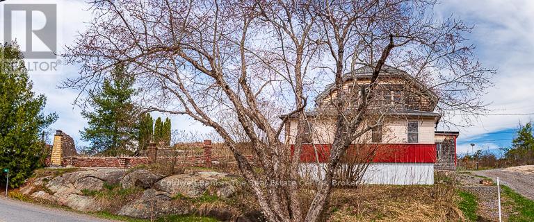 945 Riverside Drive, Parry Sound Remote Area, Ontario  P0G 1A0 - Photo 8 - X12119022