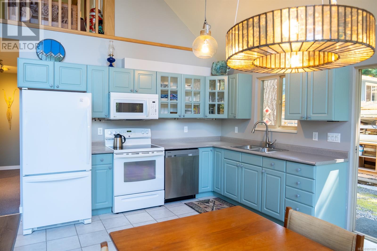 Property at 2609 Dory Way image 4