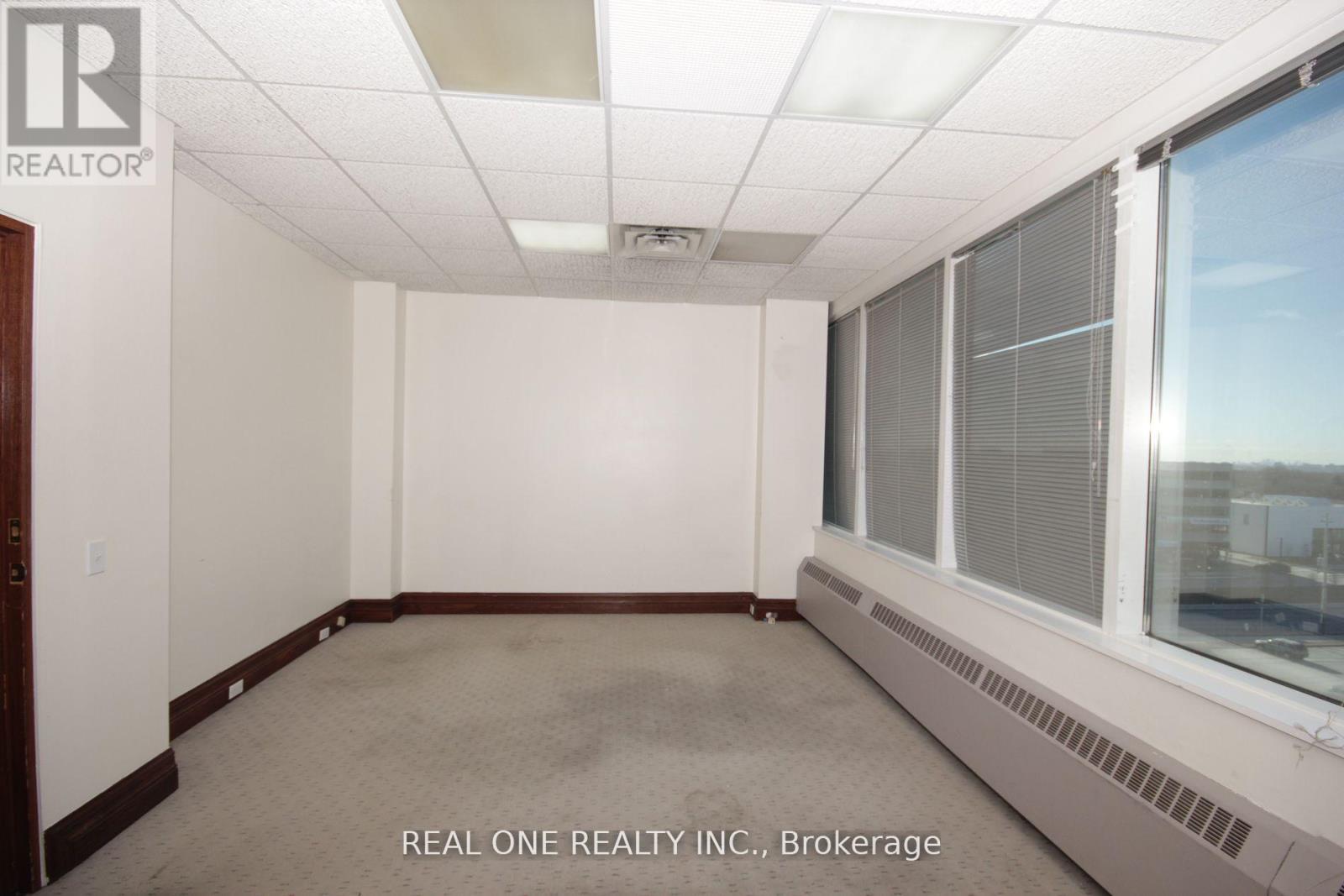 601 - 1280 Finch Avenue W, Toronto, Ontario  M3J 3K6 - Photo 13 - W12129025