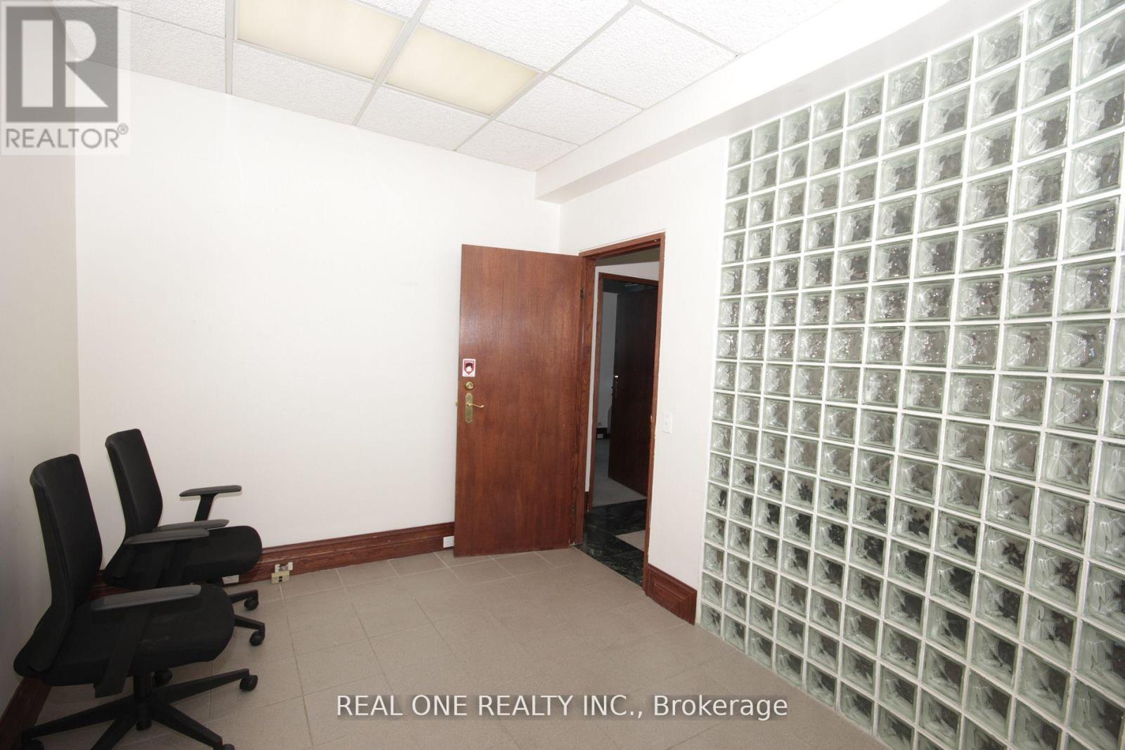 601 - 1280 Finch Avenue W, Toronto, Ontario  M3J 3K6 - Photo 15 - W12129025