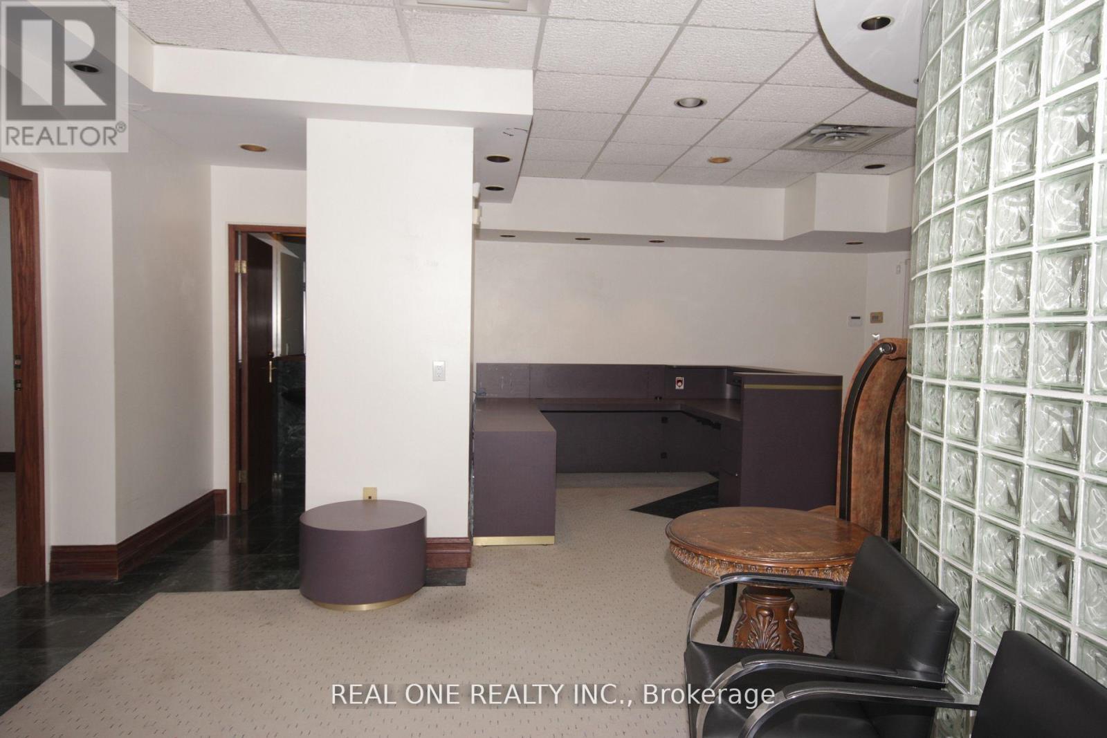 601 - 1280 Finch Avenue W, Toronto, Ontario  M3J 3K6 - Photo 7 - W12129025
