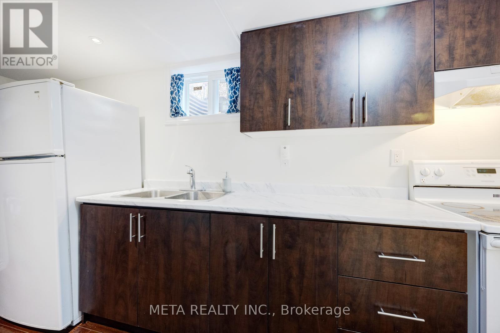 24 Horseshoe Court, Brampton, Ontario  L6S 1S1 - Photo 24 - W12129049