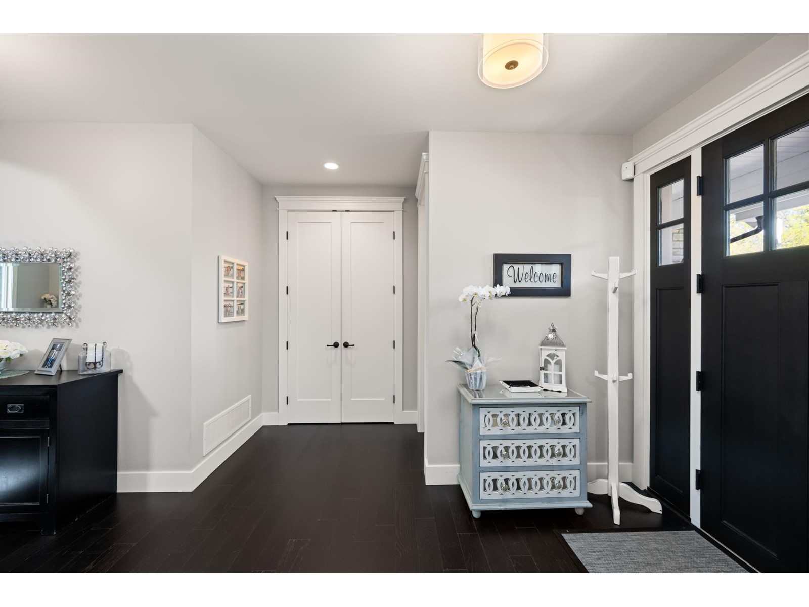 Property at 8973 MACKIE STREET image 4
