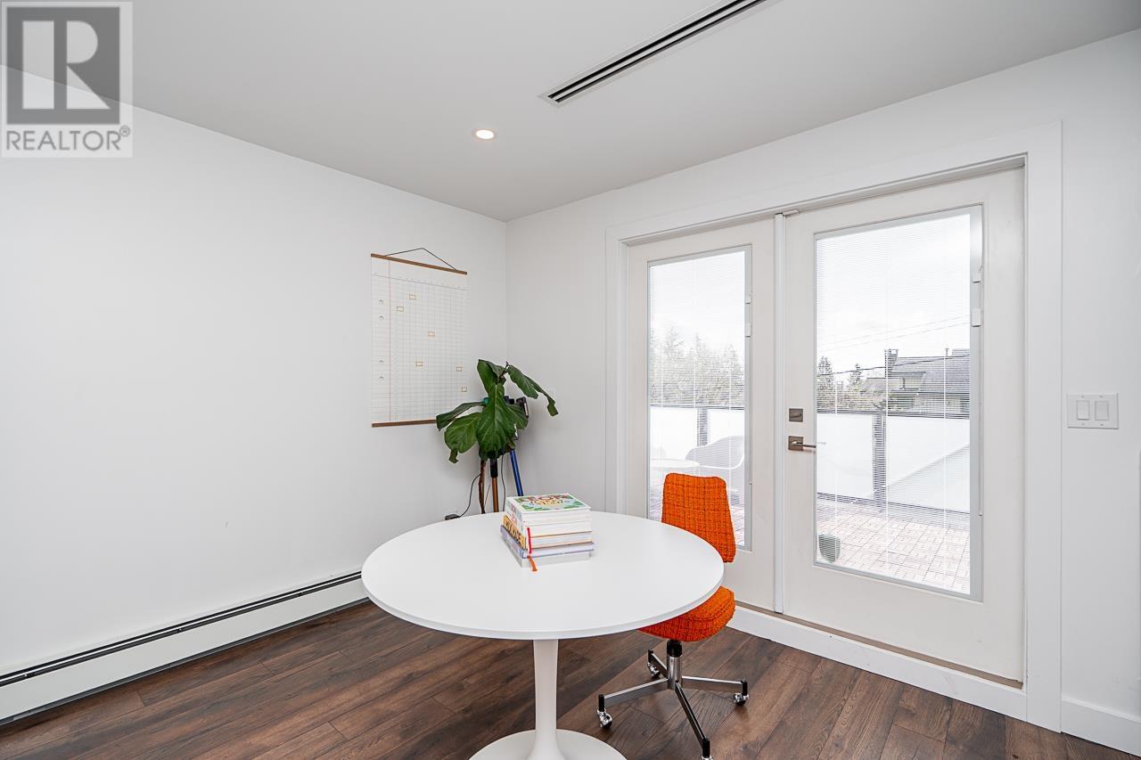 531 E 22nd Street, North Vancouver, British Columbia  V7L 4P1 - Photo 11 - R2998590