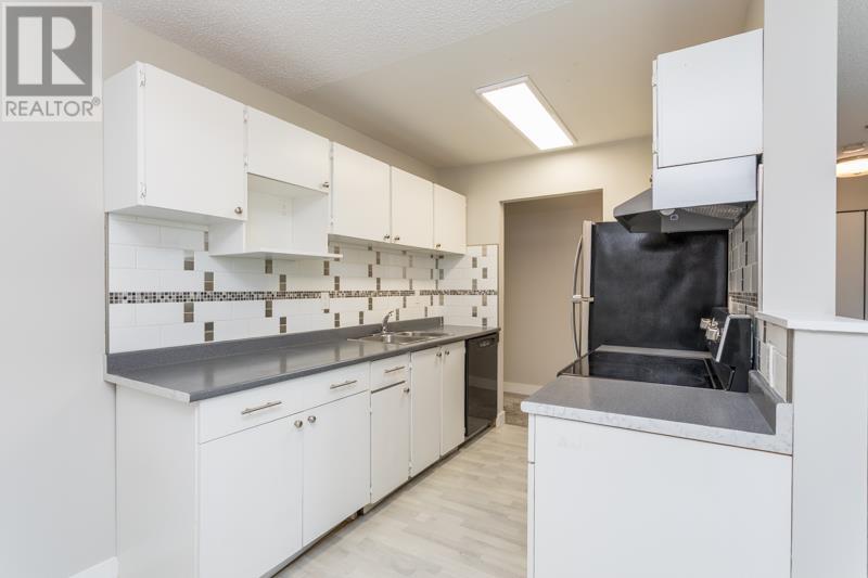Property at 319 7295 MOFFATT ROAD image 3