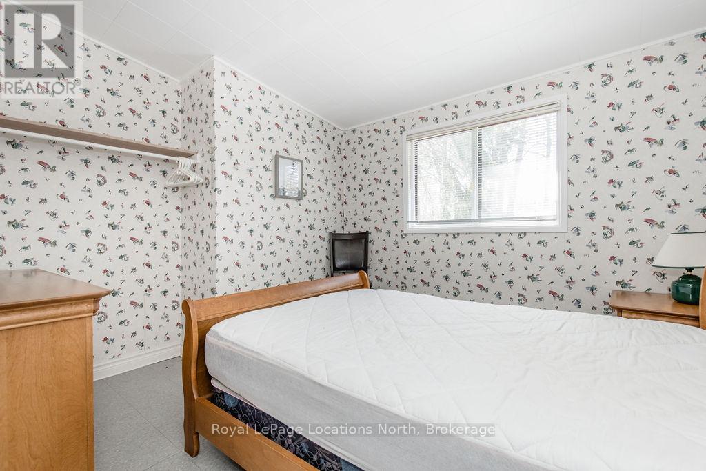 102 35th Street N, Wasaga Beach, Ontario  L9Z 2B7 - Photo 15 - S12129075