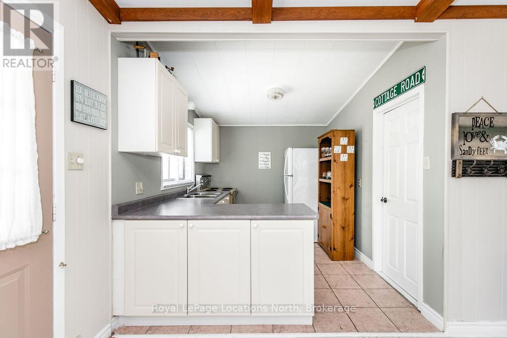 Property at 102 35TH STREET N image 5