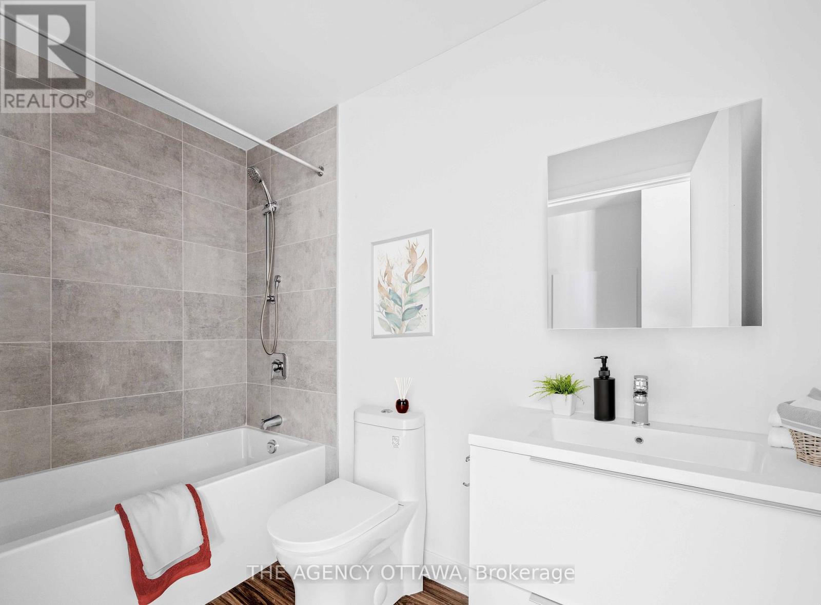 204 - 1366 Carling Avenue, Ottawa, Ontario  K1Z 0E5 - Photo 4 - X12129084
