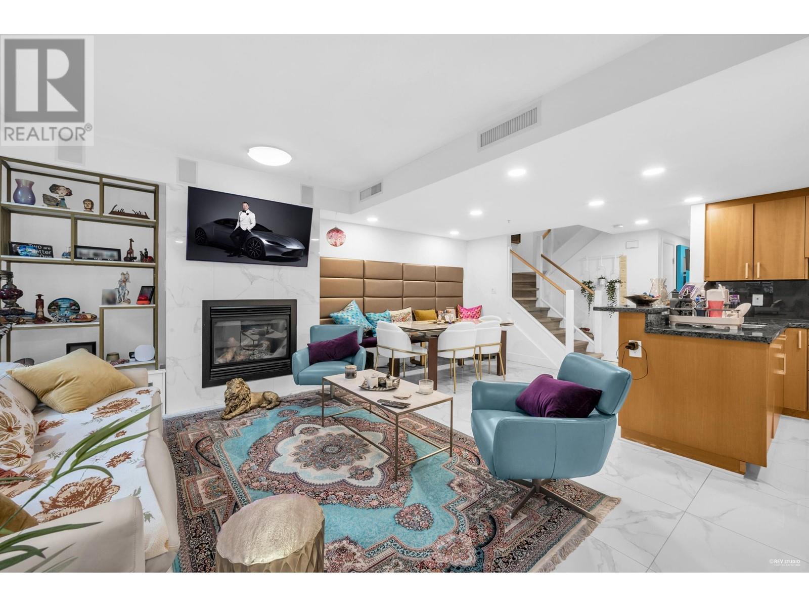 Property at TH31 1277 W CORDOVA STREET image 3