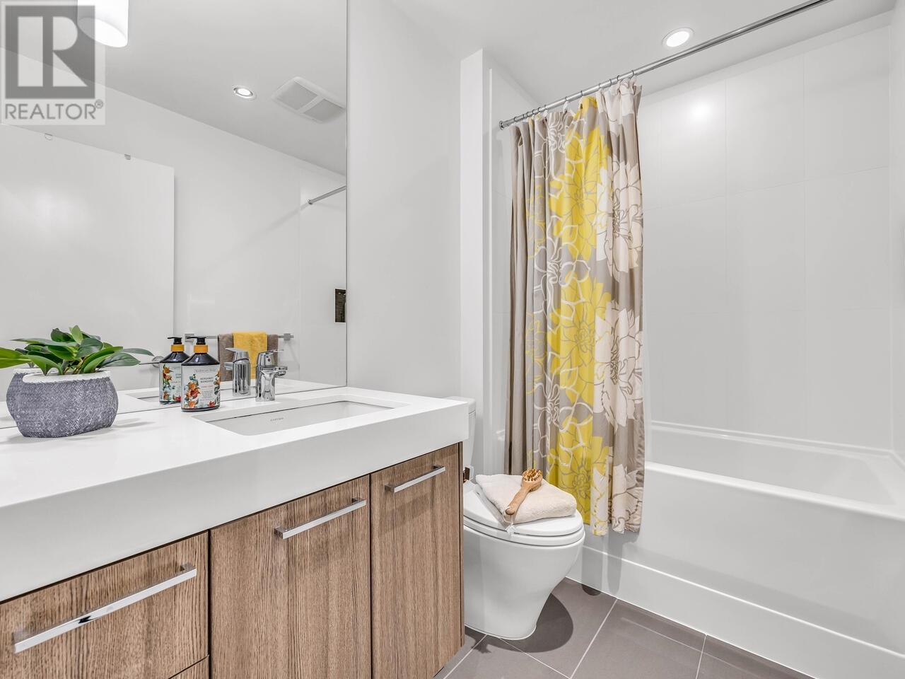 217 618 Como Lake Avenue, Coquitlam, British Columbia  V3J 0G1 - Photo 28 - R2995418