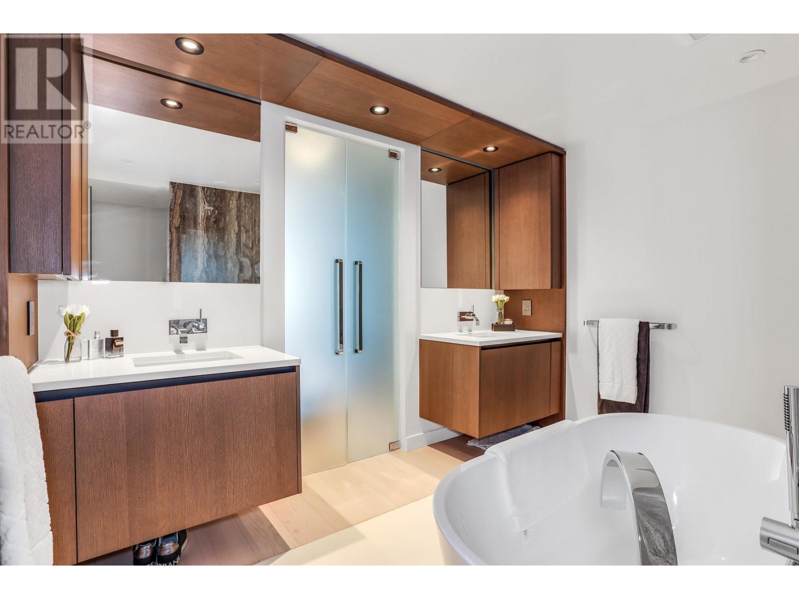 310 3596 W 28th Avenue, Vancouver, British Columbia  V6S 2G5 - Photo 17 - R2999228