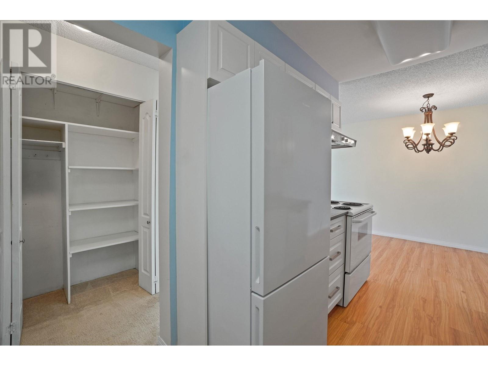 208 9202 Horne Street, Burnaby, British Columbia  V3N 4K2 - Photo 12 - R2998706