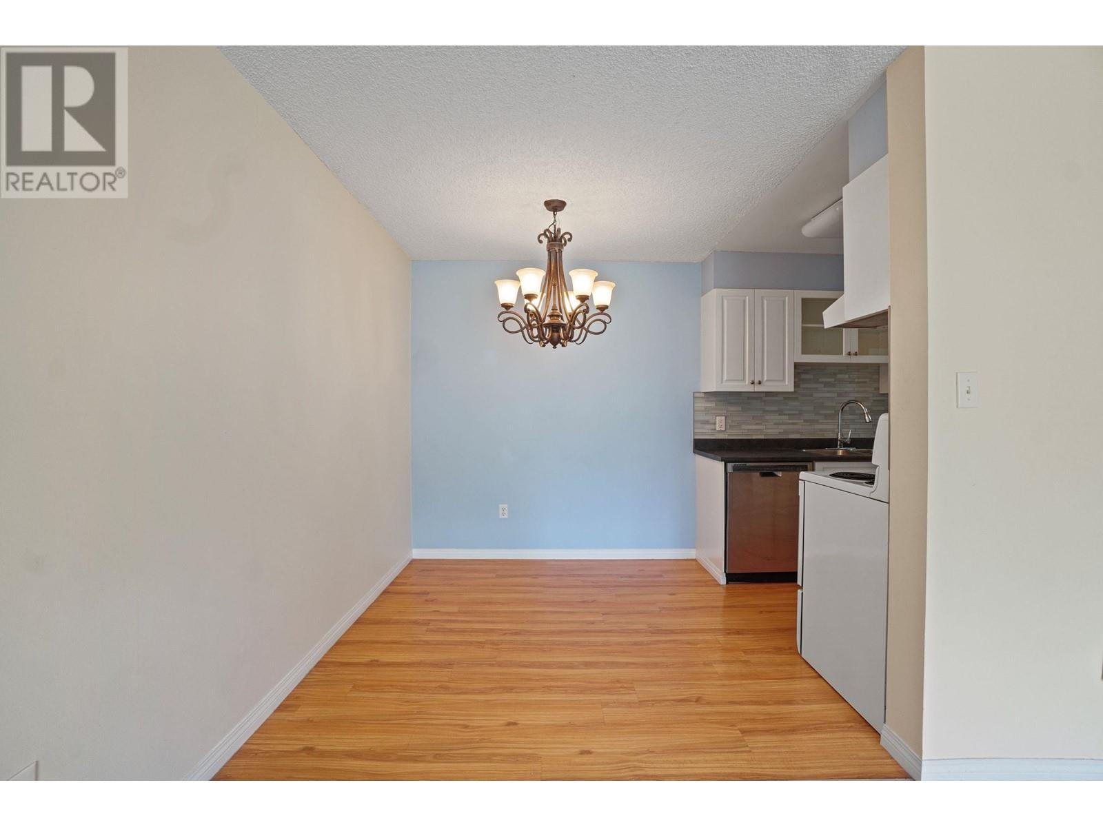 208 9202 Horne Street, Burnaby, British Columbia  V3N 4K2 - Photo 13 - R2998706
