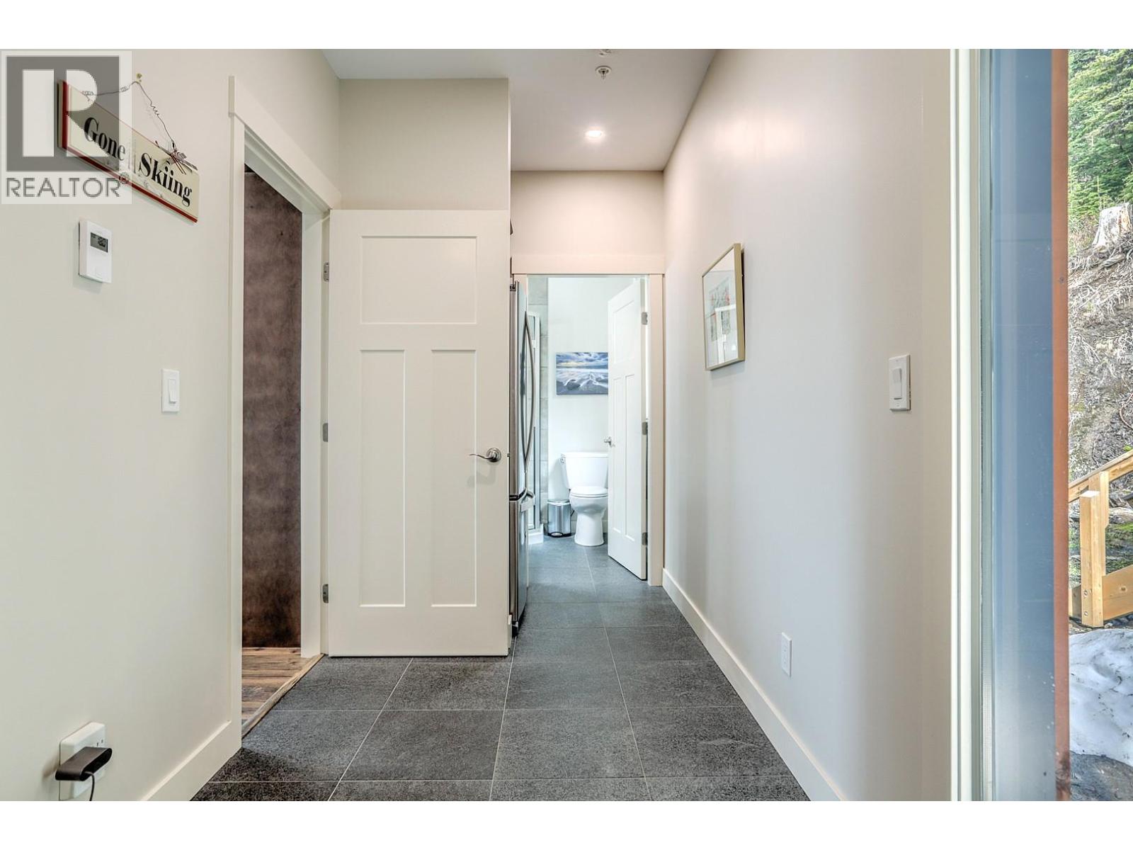 9834 Cathedral Drive, Silver Star, British Columbia  V1B 0S1 - Photo 35 - 10346613