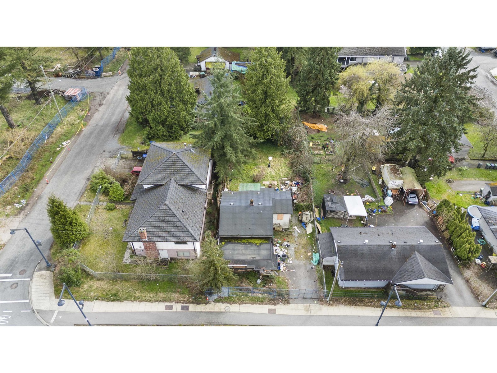 Property at 13840 100 AVENUE image 2