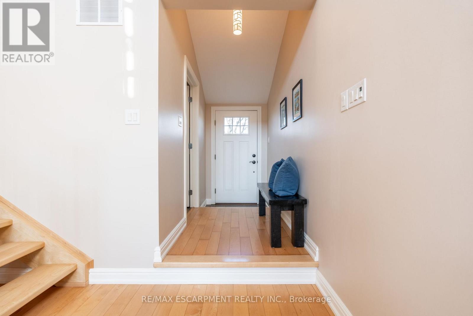 5433 Sixth Line, Milton, Ontario  L9E 0X1 - Photo 29 - W12129076