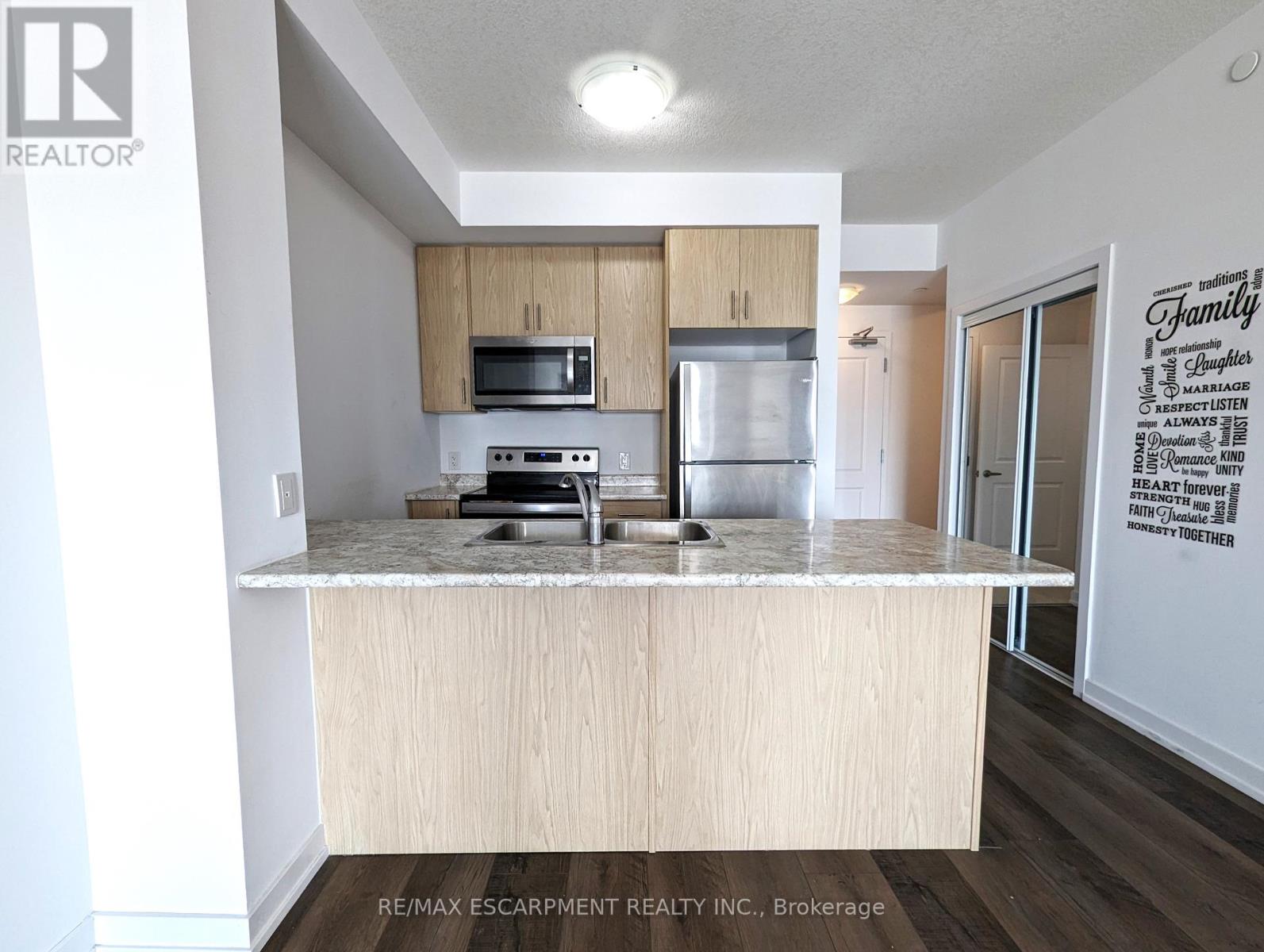 434 - 450 Dundas Street E, Hamilton, Ontario  L0R 2H4 - Photo 4 - X12129062
