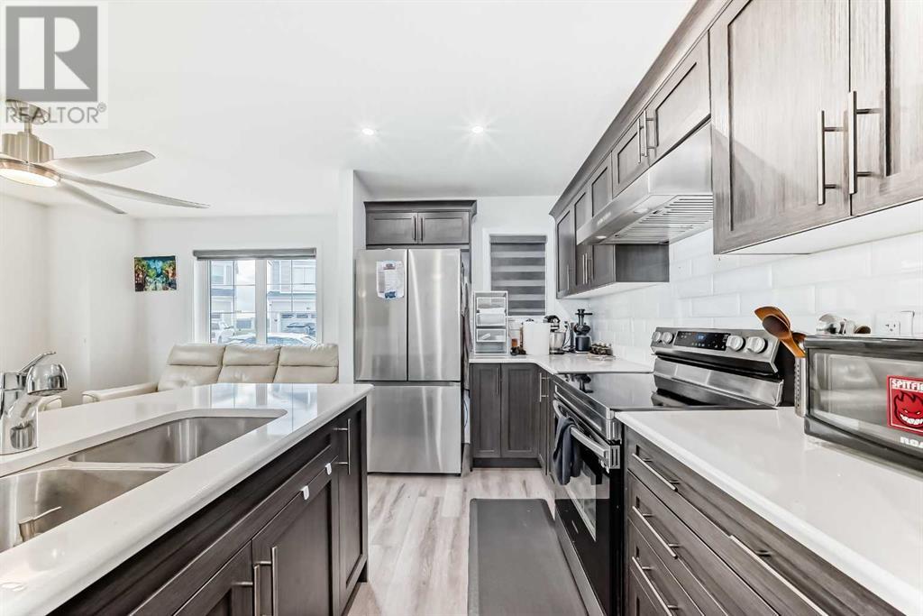 110 Cityside Grove Ne, Calgary, Alberta  T3N 1C9 - Photo 9 - A2214802