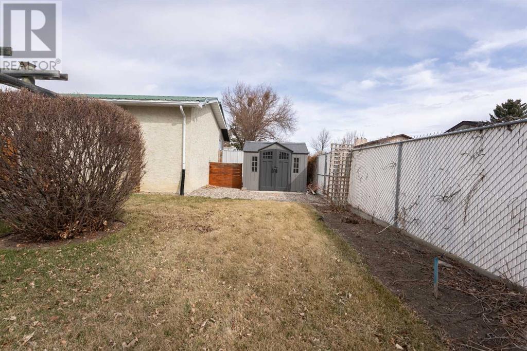 527 Dieppe Boulevard S, Lethbridge, Alberta  T1J 3X4 - Photo 35 - A2208610