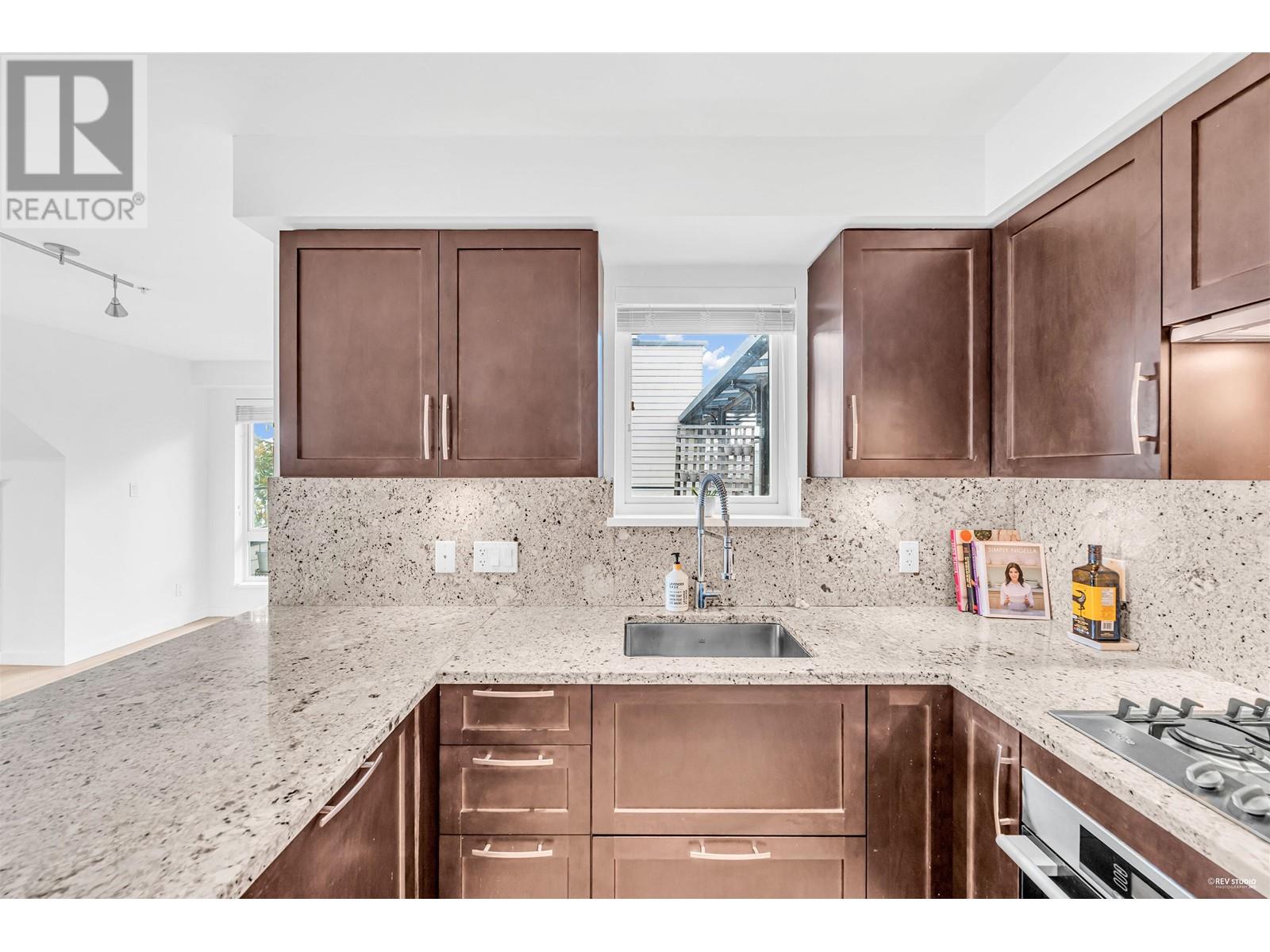 304 1880 W 57th Avenue, Vancouver, British Columbia  V6P 1T7 - Photo 15 - R2999131
