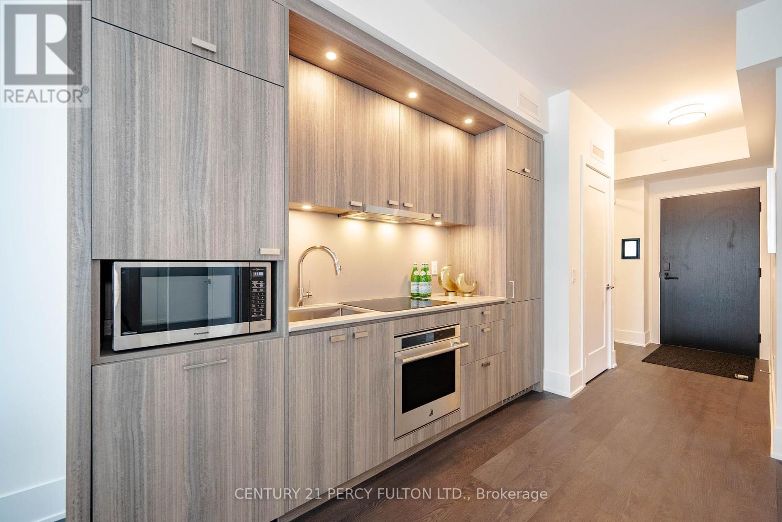 1301 - 470 Front Street W, Toronto, Ontario  M5V 0V6 - Photo 13 - C12129089